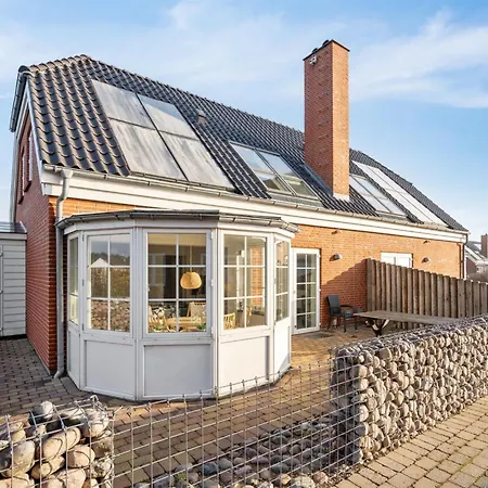 Holiday home Harriette - 100m From The Sea In Western Jutland By Interhome *